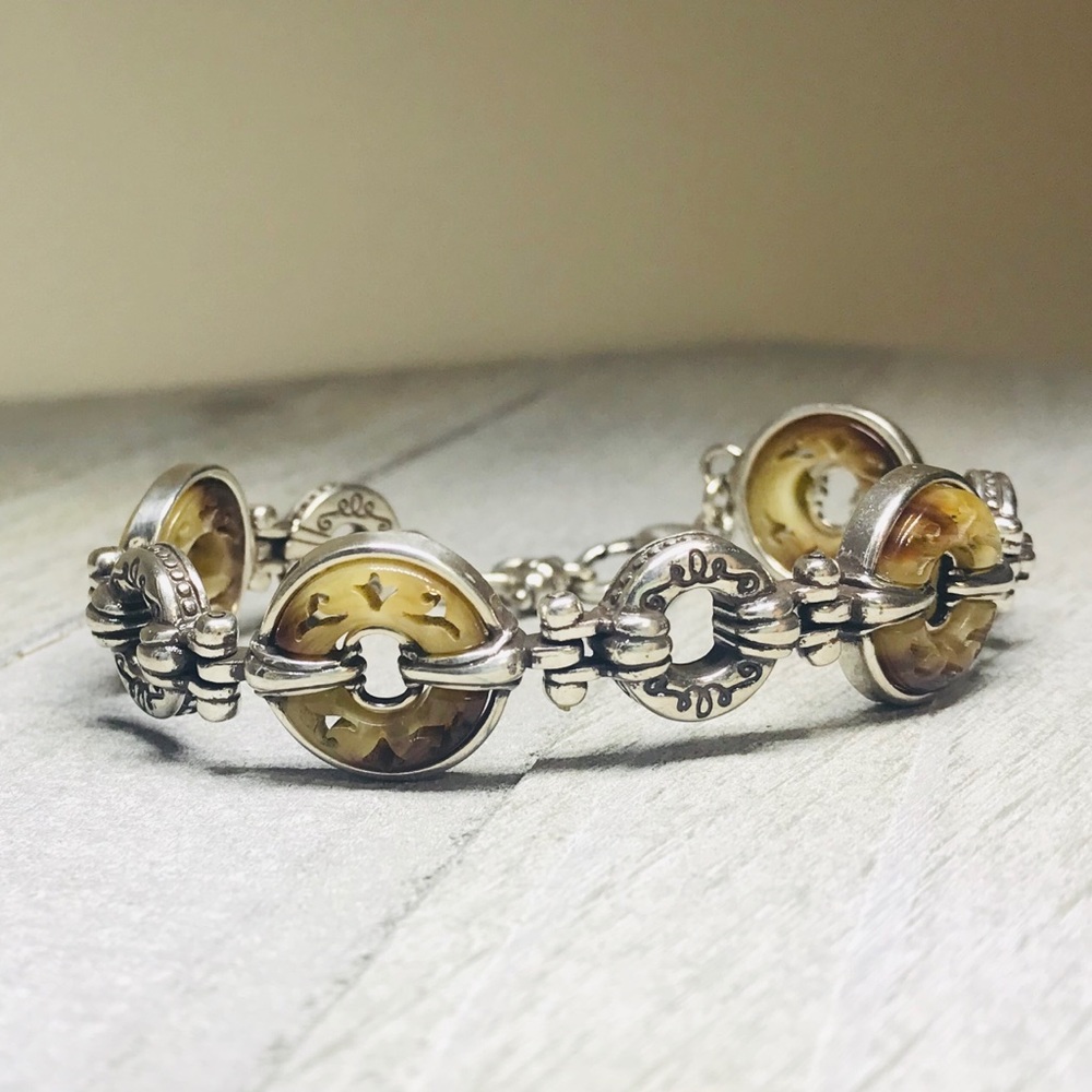 🌸Brighton Silver Tone Shell Bracelet